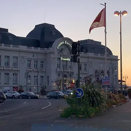 La Digue 45 Rue Des Lais De Bénerville-sur-Mer