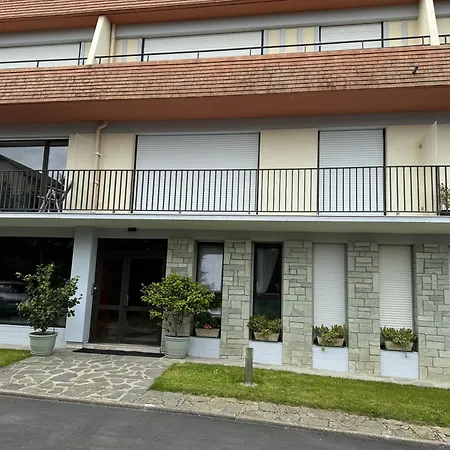 La Digue 45 Rue Des Lais De Apartamento *